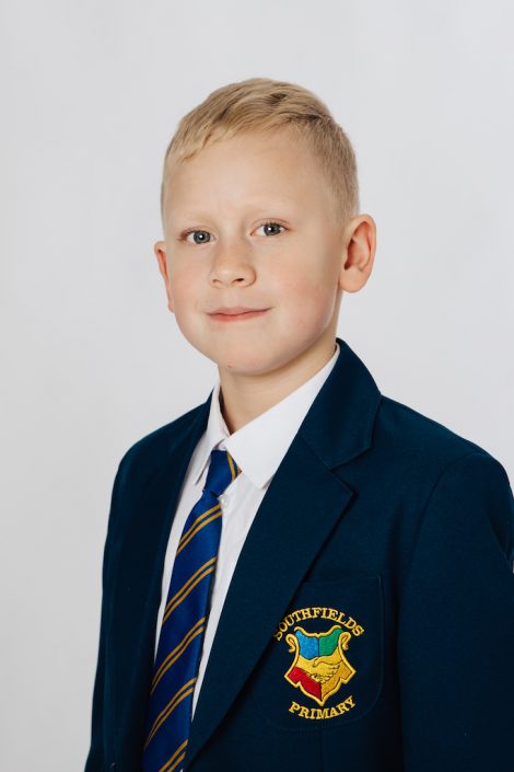 southfields school photo Southfields school uniform photo